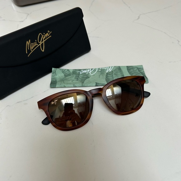 Maui Jim Koko Head Brown Sunglasses - Picture 4 of 7